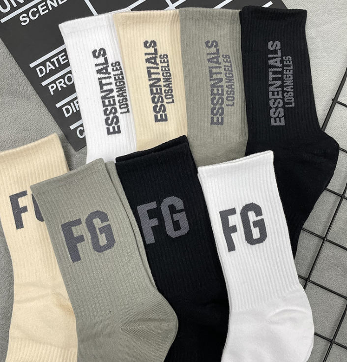 Essentials Socks – Your Everyday Comfort