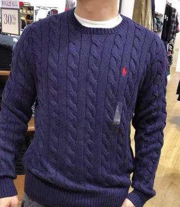 Ralph Lauren Sweater – Timeless Sophistication and Comfort